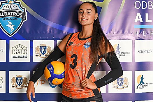 volleynetwork international - athletes - action picture - volleyball professional karolina pidhurska