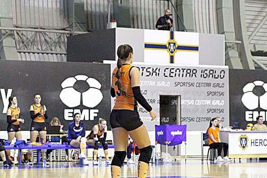 volleynetwork international - athletes - action picture - volleyball professional karolina pidhurska